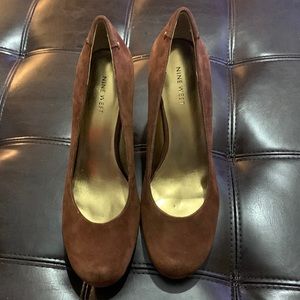 Nine West Suede Wedges Size 9M